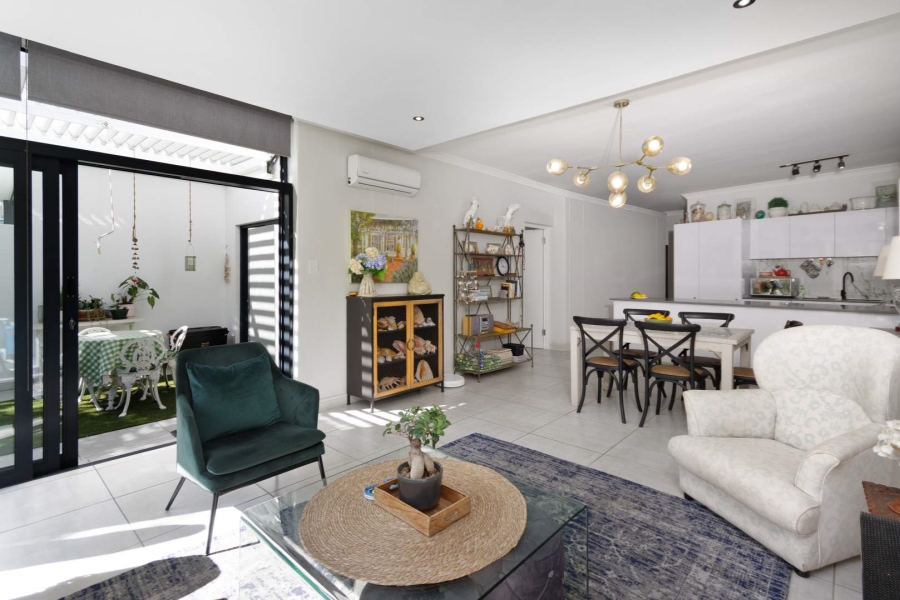 3 Bedroom Property for Sale in Paardevlei Western Cape
